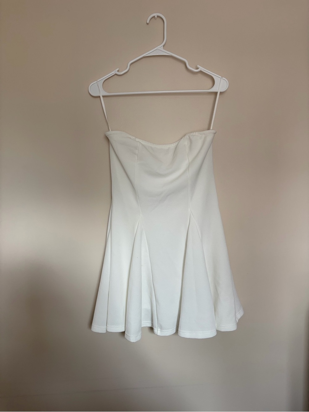 Strapless White A-Line Graduation Dress